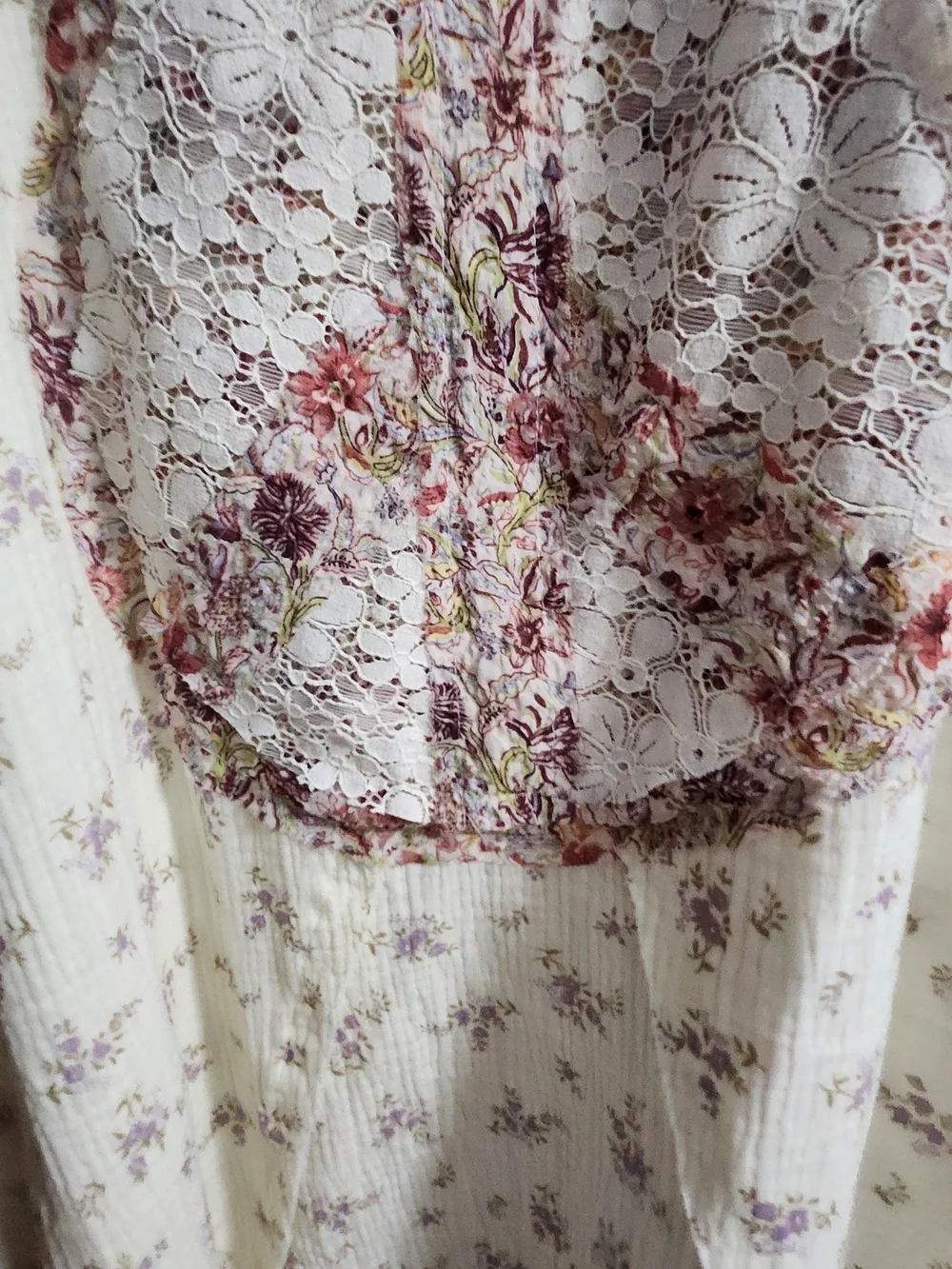 POL Floral Patchwork Double Peace Sign NEW Size M Boutique Blouse Cream w/lace - Picture 10 of 16